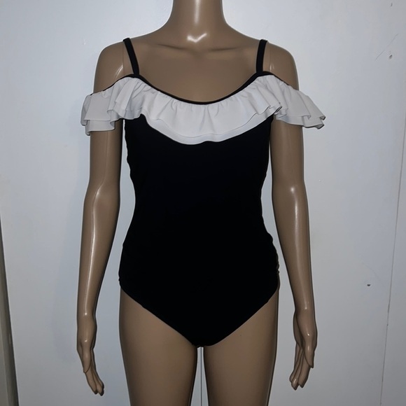 🎆Profile by Gottex Off The Shoulder Ruffle One Piece Swimsuit - Picture 4 of 13